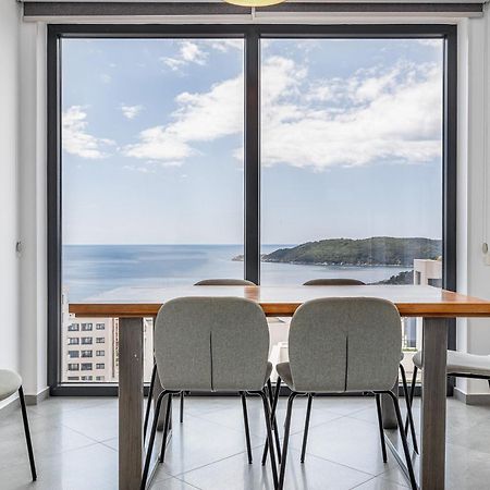 Modern Top Floor Sea View 3Br With Pools, Spa & Fitness Becici  Bagian luar foto