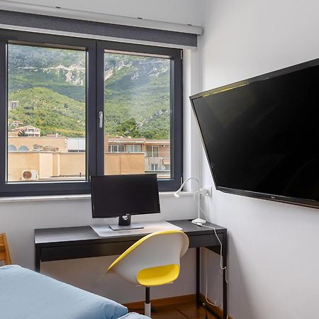 Modern Top Floor Sea View 3Br With Pools, Spa & Fitness Becici  Bagian luar foto