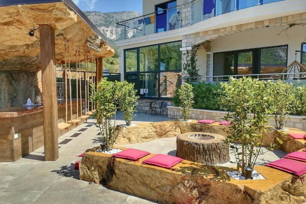 Modern Top Floor Sea View 3Br With Pools, Spa & Fitness Becici  Bagian luar foto