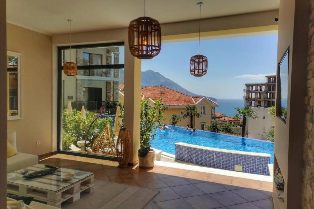 Modern Top Floor Sea View 3Br With Pools, Spa & Fitness Becici  Bagian luar foto