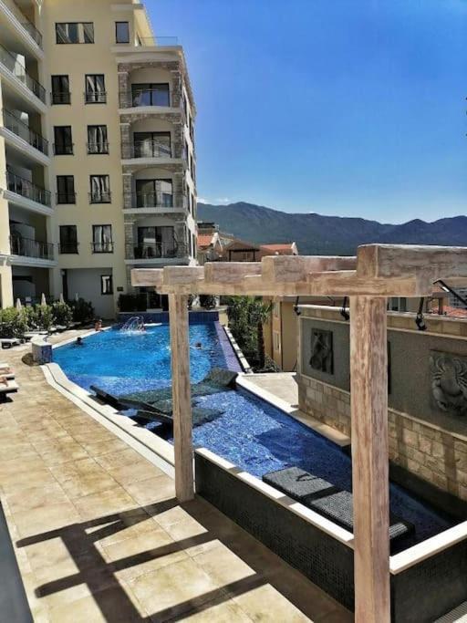 Modern Top Floor Sea View 3Br With Pools, Spa & Fitness Becici  Bagian luar foto