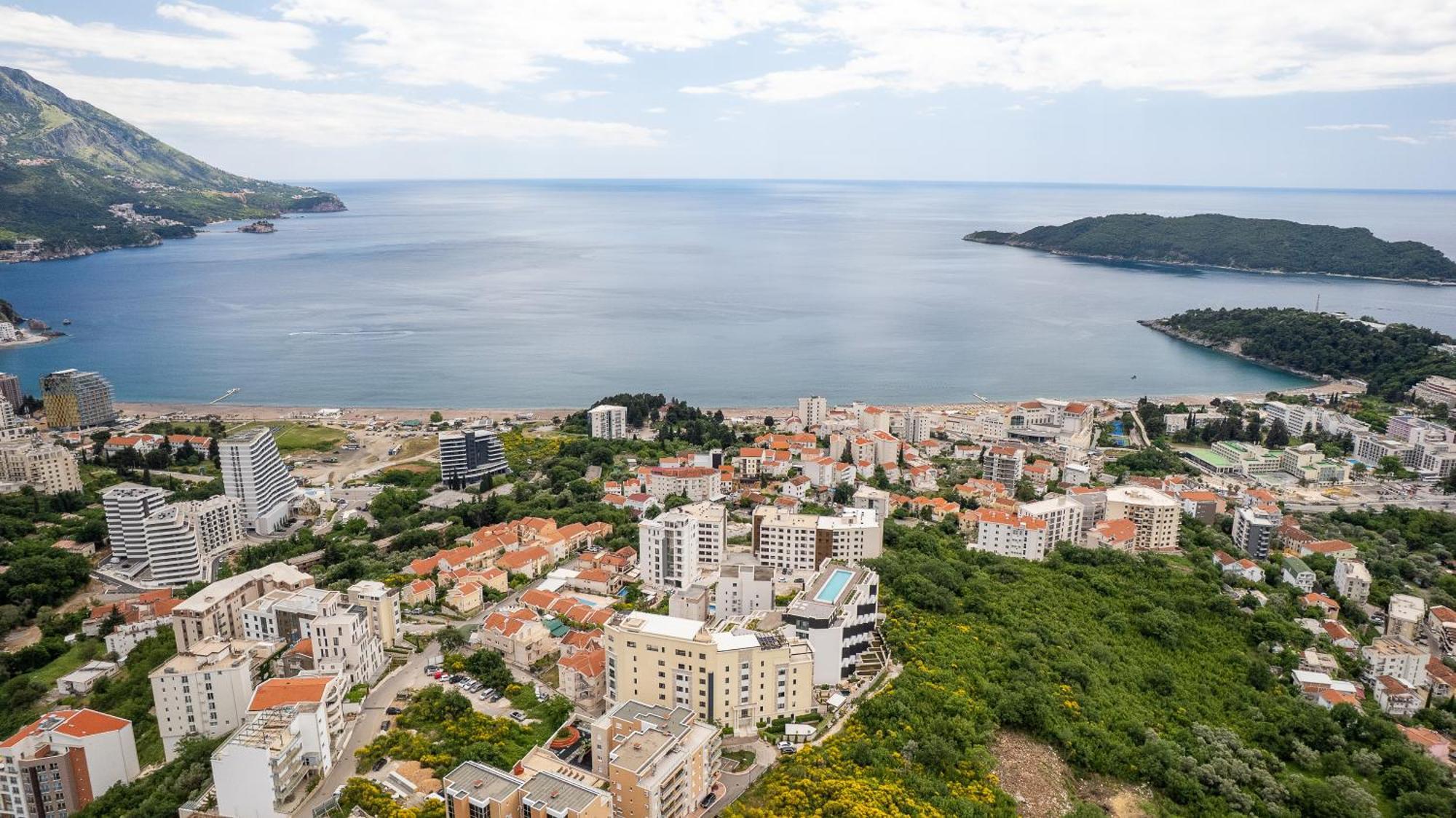 Modern Top Floor Sea View 3Br With Pools, Spa & Fitness Becici  Bagian luar foto