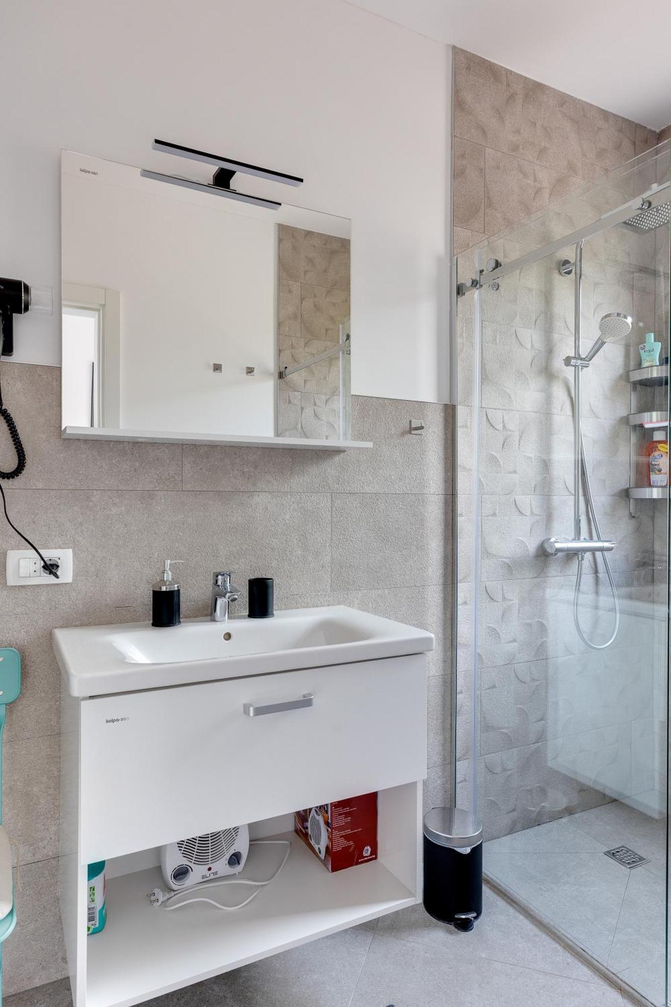 Modern Top Floor Sea View 3Br With Pools, Spa & Fitness Becici  Bagian luar foto