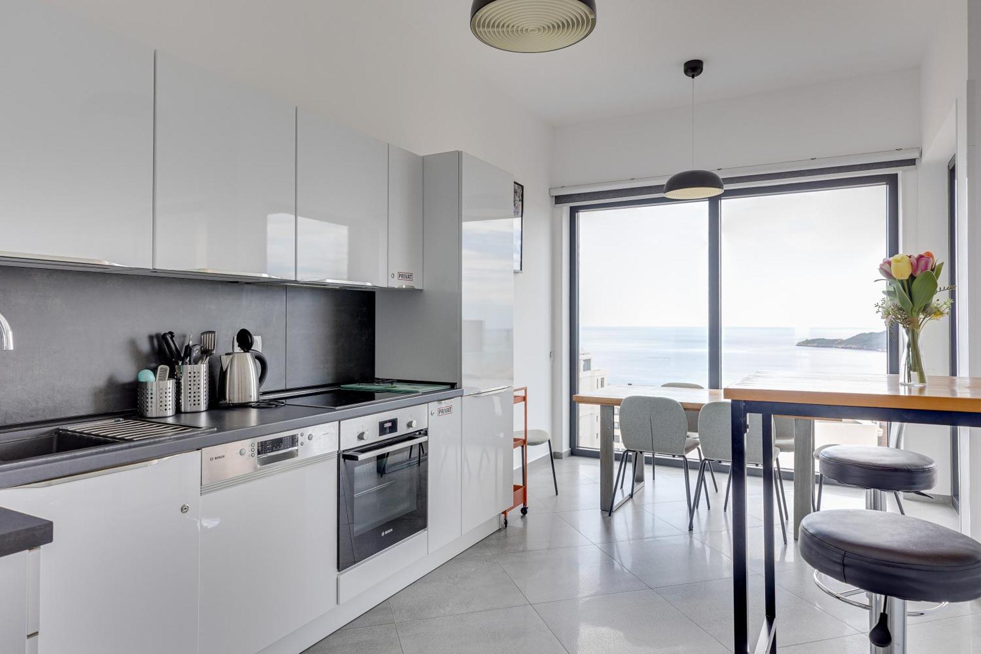 Modern Top Floor Sea View 3Br With Pools, Spa & Fitness Becici  Bagian luar foto